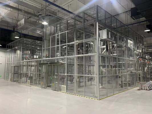 บูธคลีนรูม ISO 5 โครงสร้างสแตนเลส 304 พร้อมฟิลเตอร์ HEPA H14 สำหรับการจัดการผงยา